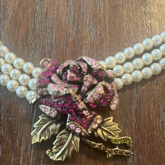 Heidi Daus 3 strand necklace - Picture 2 of 4